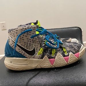 Kyrie Irving Basketball Shoes